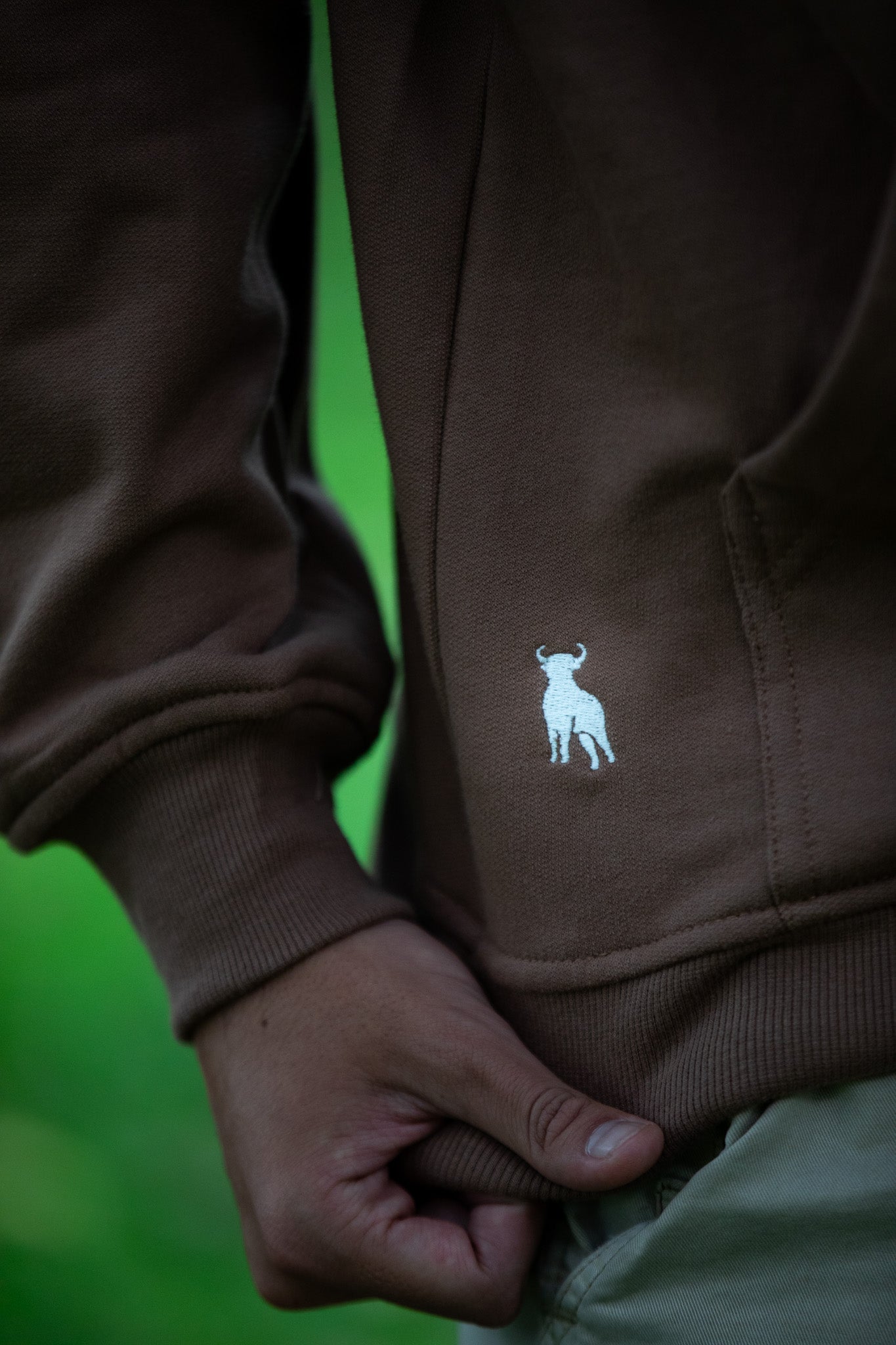 Hoodie Off Duty Café – Juan Becerra