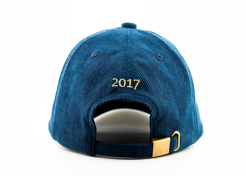 Cachucha en pana azul